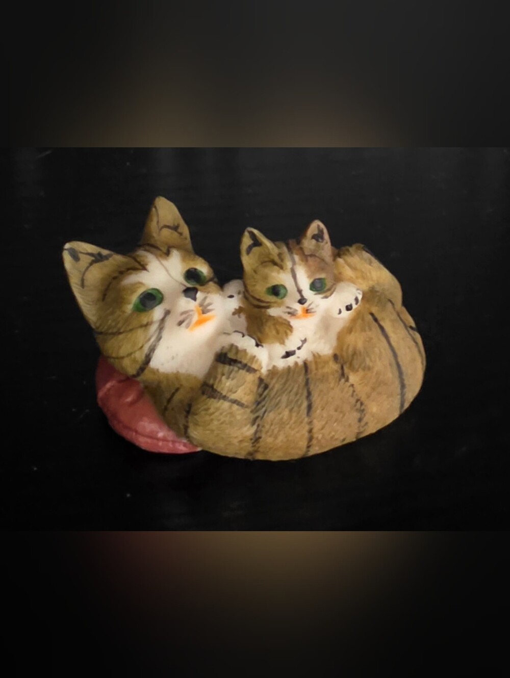 Small/Mini Decorative Cat Figurine - Brown & White Cat with Kitten